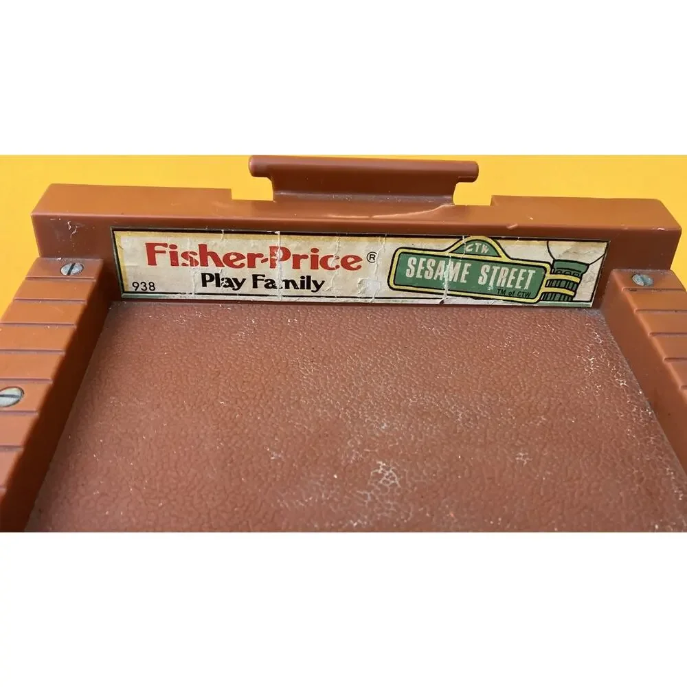 Vintage Fisher Price Play Toy Family Sesame Street House Lot Fold & Carry #938